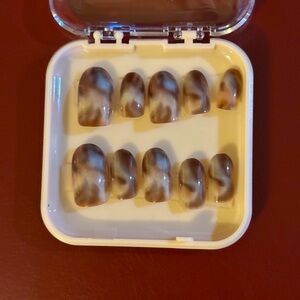 CUSTOM MADE Polychrome Marble Glossy Short Length Oval Faux Press-On Nails 💅